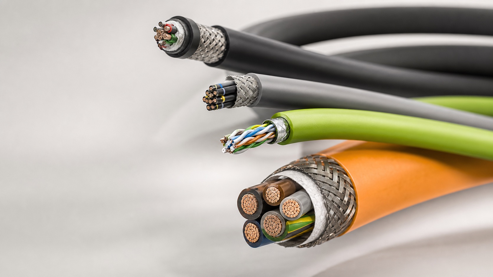 Cables industriales para comunicación, potencia, control y movimiento continuo